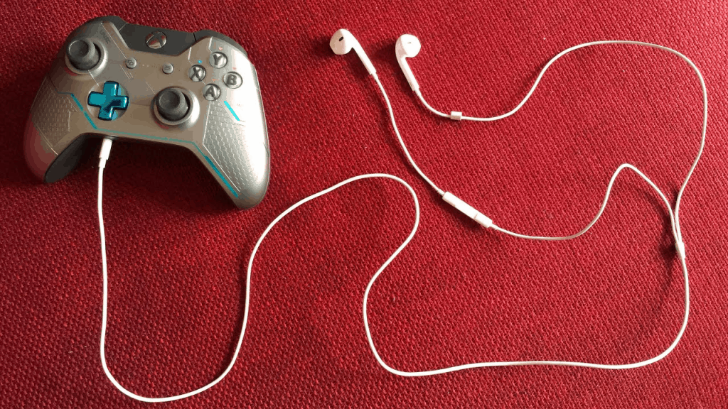 Using Apple EarPods on Xbox One